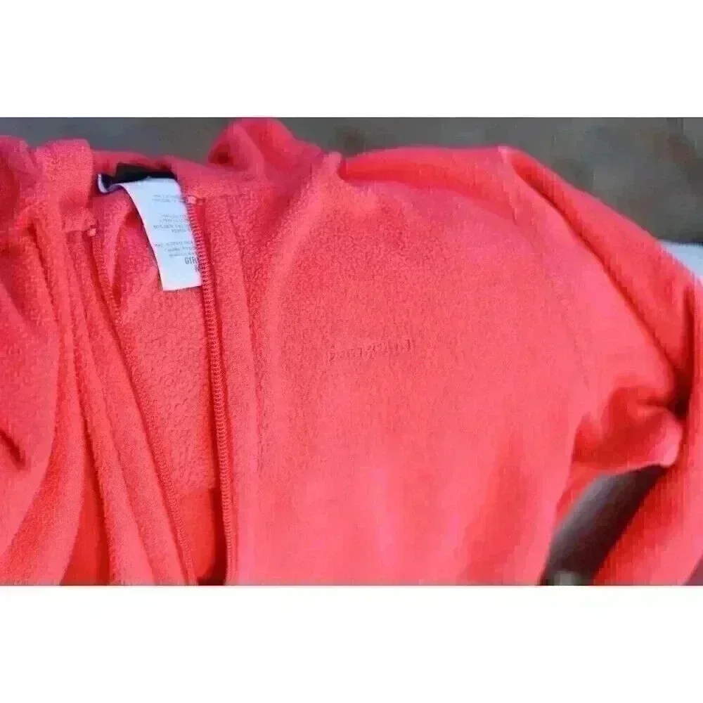 Girls Patagonia Size M Pink lightweight fleece hooded jacket with pockets